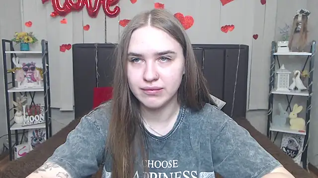 Snapshot of LauraHlot chatting on May 2026 05:48:01 AM LauraHlot online show from May 2026 05:48:01 AM