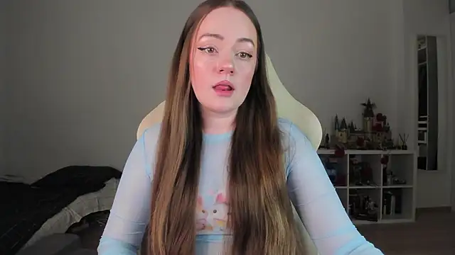 WalkingGirl online show from February 2026 08:09:02 PM