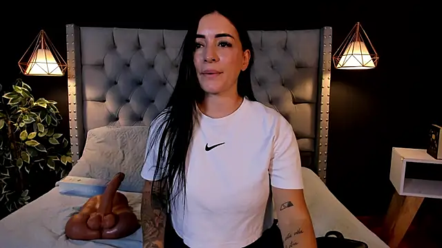 Snapshot of Sofia__rivera chatting on November 2025 08:12:01 PM Sofia rivera online show from November 2025 08:12:01 PM