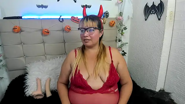 jones-scarlet online show from October 2025 02:10:02 AM