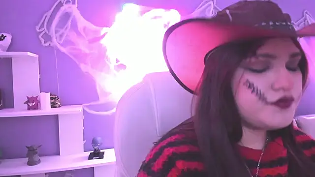 Camiila Osorio online show from November 2025 07:41:02 PM