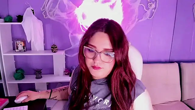 Camiila Osorio online show from October 2025 05:58:02 PM