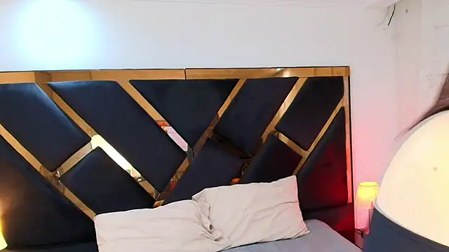 Camiila Osorio online show from April 2026 07:20:01 PM