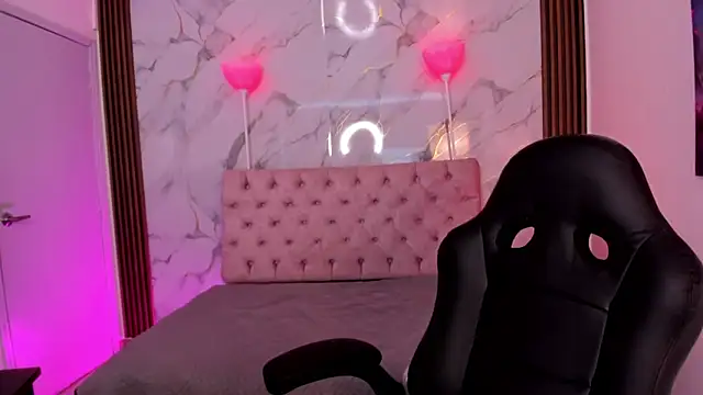 Camiila Osorio online show from March 2026 07:56:01 PM