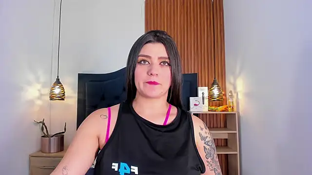 Snapshot of SARA_STONE17 chatting on October 2025 11:34:01 AM SARA STONE17 online show from October 2025 11:34:01 AM