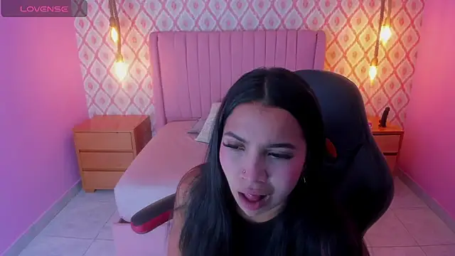 TATIGOLD2 online show from March 2026 07:17:01 PM