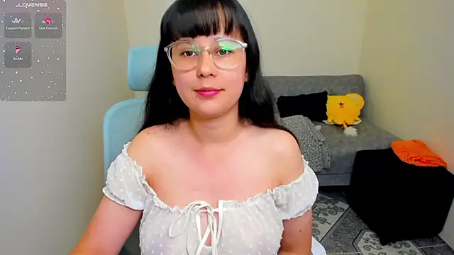 Sofiskies online show from March 2026 12:01:01 AM