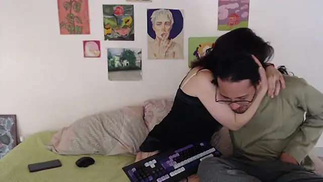 Snapshot of AsRusell666 chatting on September 2025 10:50:02 PM AsRusell666 online show from September 2025 10:50:02 PM