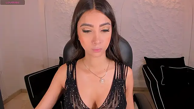 ValeriaVelvet online show from May 2026 12:19:01 PM