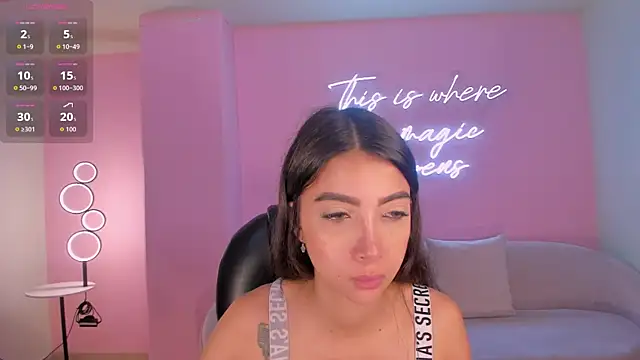 ValeriaVelvet online show from April 2026 12:06:01 PM