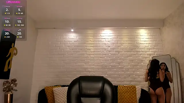 Snapshot of ValeriaVelvet chatting on January 2026 12:10:02 PM ValeriaVelvet online show from January 2026 12:10:02 PM