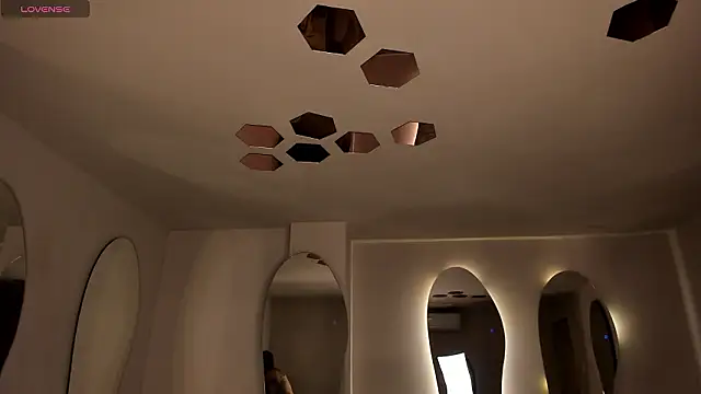 Snapshot of ValeriaVelvet chatting on February 2026 12:13:02 PM ValeriaVelvet online show from February 2026 12:13:02 PM