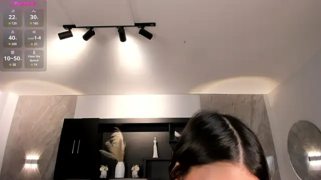 Snapshot of ValeriaVelvet chatting on November 2025 12:10:02 PM ValeriaVelvet online show from November 2025 12:10:02 PM