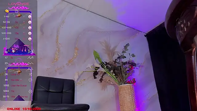 Snapshot of Karla-Ebony chatting on October 2025 02:07:02 PM Karla-Ebony online show from October 2025 02:07:02 PM