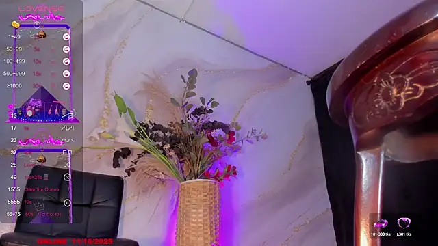 Snapshot of Karla-Ebony chatting on October 2025 01:56:02 PM Karla-Ebony online show from October 2025 01:56:02 PM