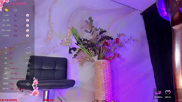 Snapshot of Karla-Ebony chatting on October 2025 01:57:02 PM Karla-Ebony online show from October 2025 01:57:02 PM