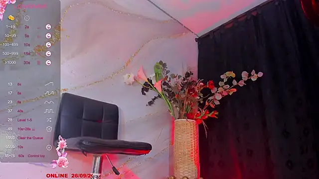 Snapshot of Karla-Ebony chatting on September 2025 01:18:01 PM Karla-Ebony online show from September 2025 01:18:01 PM