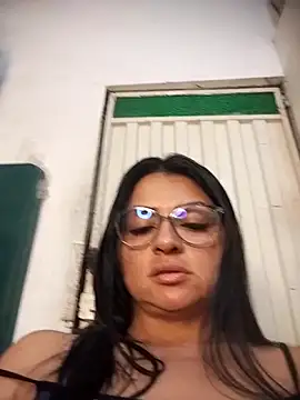 Linda Lars online show from November 2025 04:27:02 AM