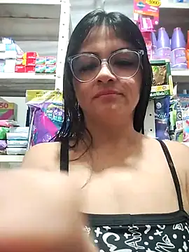 Linda Lars online show from November 2025 03:29:01 AM