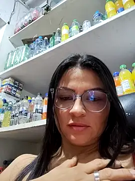 Linda Lars online show from February 2026 02:11:01 AM