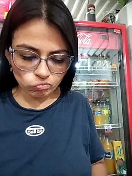 Linda Lars online show from October 2025 02:40:01 PM