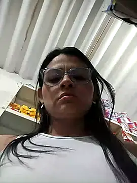 Linda Lars online show from November 2025 02:55:02 AM