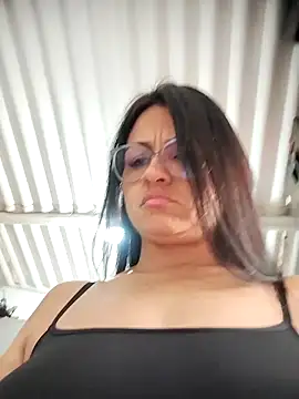 Linda Lars online show from October 2025 03:10:02 PM