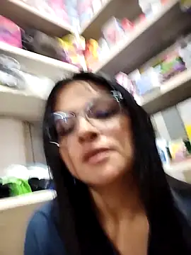 Linda Lars online show from November 2025 01:48:02 AM