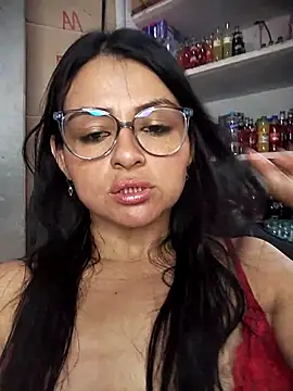 Linda Lars online show from November 2025 03:04:02 PM