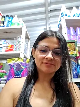 Linda Lars online show from December 2025 03:29:02 AM