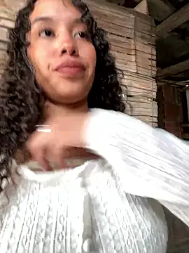 Snapshot of MarieLeon chatting on January 2026 06:12:01 PM MarieLeon online show from January 2026 06:12:01 PM