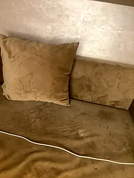 Snapshot of RachaCharmouta chatting on November 2025 09:36:02 PM RachaCharmouta online show from November 2025 09:36:02 PM