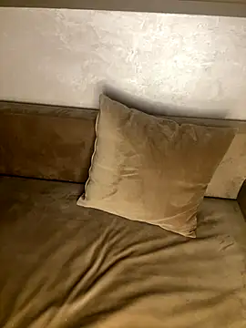 Snapshot of RachaCharmouta chatting on November 2025 06:34:02 PM RachaCharmouta online show from November 2025 06:34:02 PM