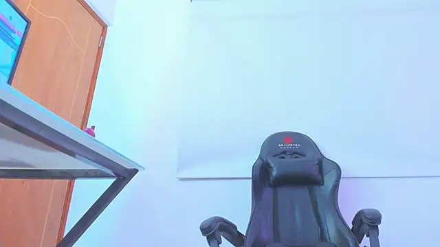 silvana  miller online show from March 2025 11:14:02 PM