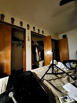 coolbrease10 online show from September 2025 05:55:02 AM
