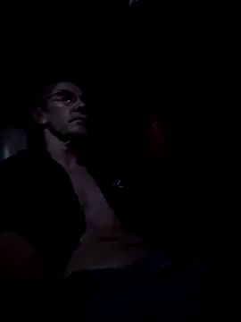 Snapshot of coolbrease10 chatting on November 2025 12:44:01 AM coolbrease10 online show from November 2025 12:44:01 AM