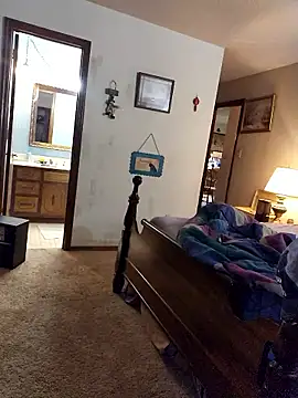 Snapshot of coolbrease10 chatting on January 2026 07:43:02 PM coolbrease10 online show from January 2026 07:43:02 PM