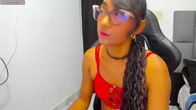 Snapshot of MurphyAngelina chatting on July 2026 03:07:02 AM MurphyAngelina online show from July 2026 03:07:02 AM