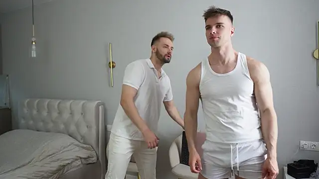 Nik Sharp online show from April 2026 08:30:01 AM