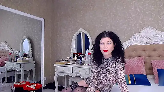 NataliaRed online show from October 2025 05:20:01 AM