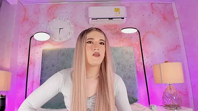 JESSI NAOMI online show from March 2026 04:56:01 AM