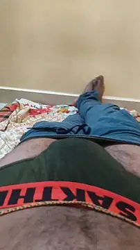 Snapshot of boy_BeardGallery chatting on October 2025 11:28:02 PM boy BeardGallery online show from October 2025 11:28:02 PM