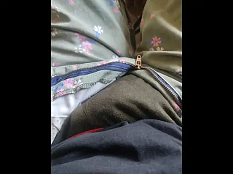 boy BeardGallery online show from December 2025 05:23:02 AM