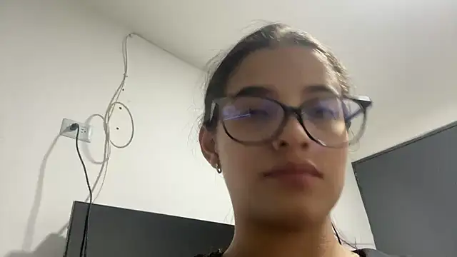 Arilw online show from December 2025 12:59:02 AM