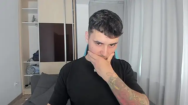 MatMalonne online show from March 2026 01:04:01 PM