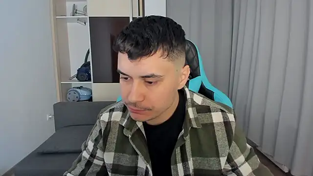 MatMalonne online show from February 2026 05:50:01 AM