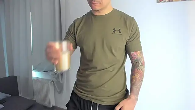 MatMalonne online show from March 2026 06:04:02 AM