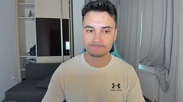 MatMalonne online show from April 2026 05:36:01 AM