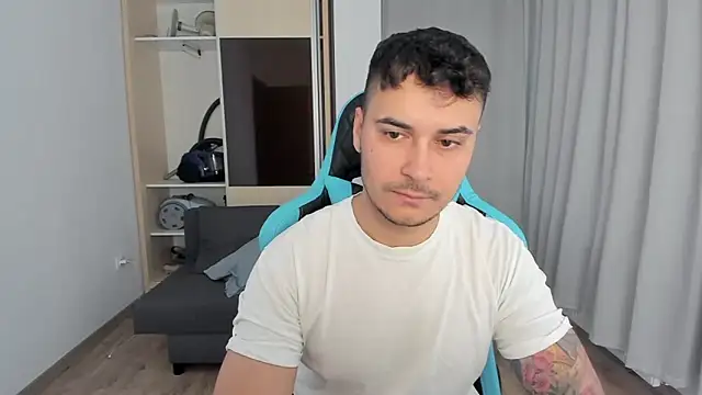 MatMalonne online show from November 2025 07:30:01 AM