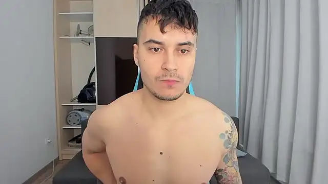 MatMalonne online show from January 2026 06:42:01 AM